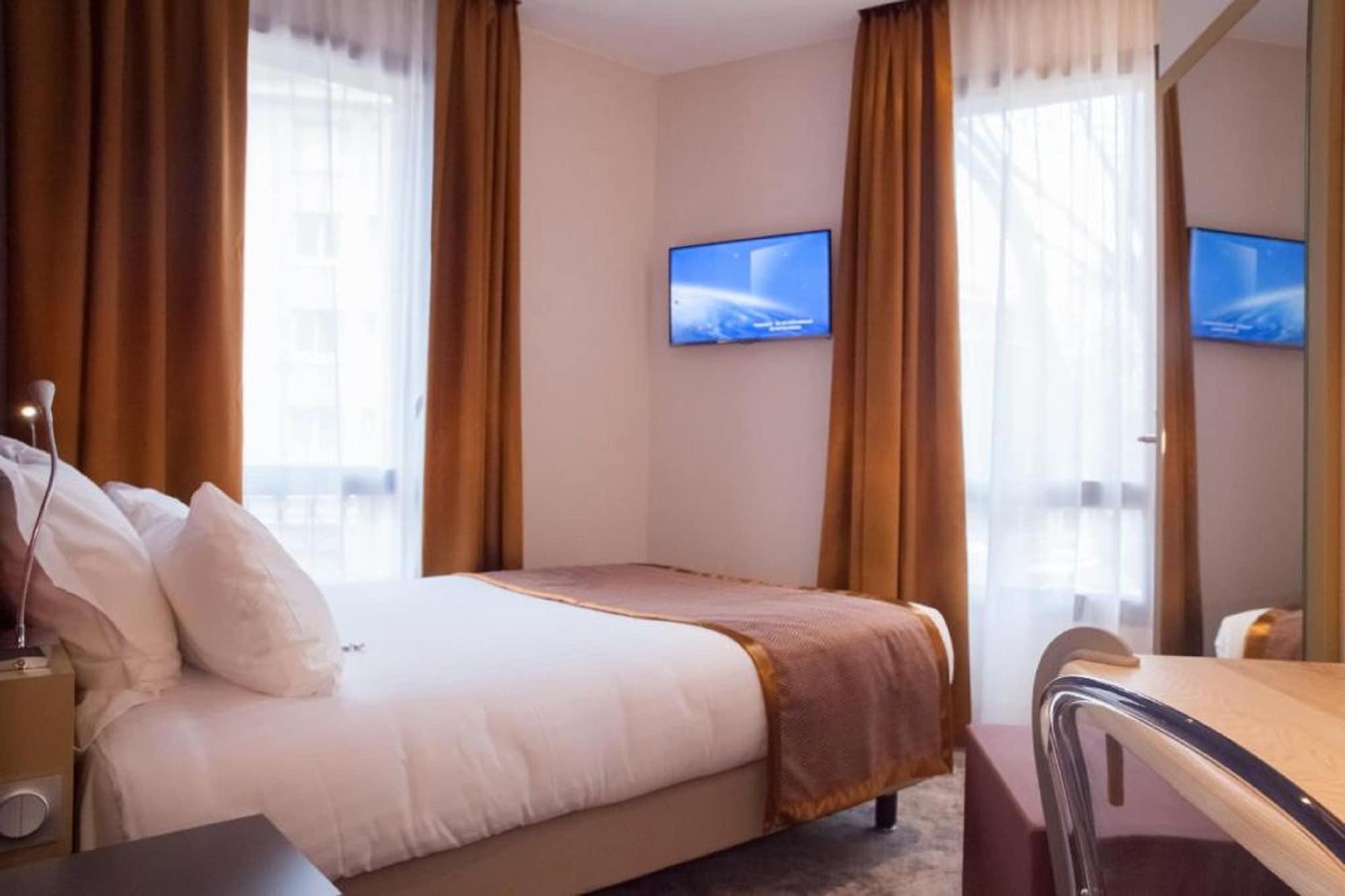 Hotel Sixteen Paris มงต์รูช ภายนอก รูปภาพ