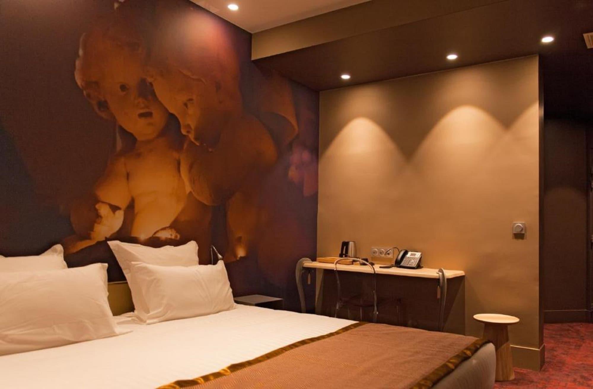 Hotel Sixteen Paris มงต์รูช ภายนอก รูปภาพ