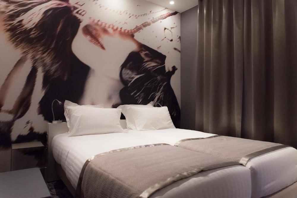 Hotel Sixteen Paris มงต์รูช ภายนอก รูปภาพ